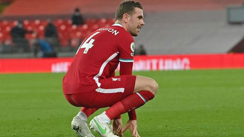 Hàng thủ Liverpool: Đến lượt Henderson chấn thương