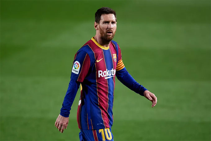 Messi chơi tốt nhất ở vị trí "số 10"