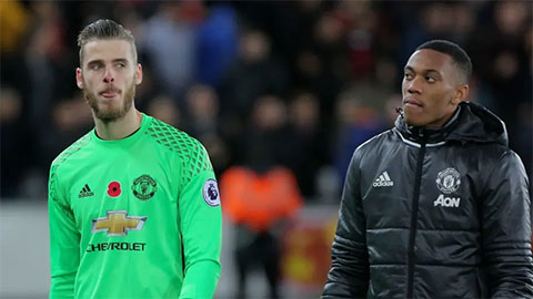 Vì sao De Gea và Martial vắng mặt trước Palace?