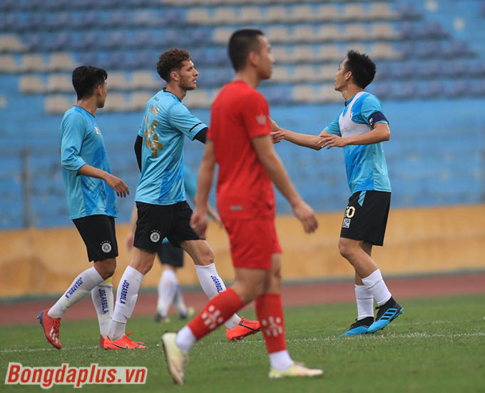 Hà Nội FC thắng chung cuộc 5-0 trước Phú Thọ 