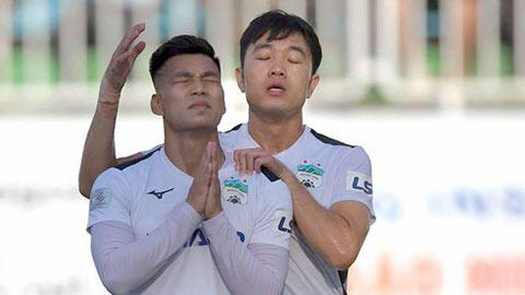 Văn Thanh từng khóc trong nhà vệ sinh ở Hàn Quốc khi Việt Nam vô địch AFF Cup