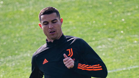 Ronaldo góp mặt trong danh sách trận Juventus vs Porto