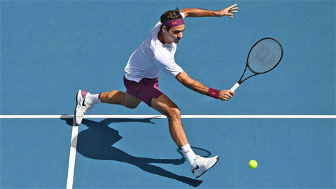 Federer ra quân ở Doha