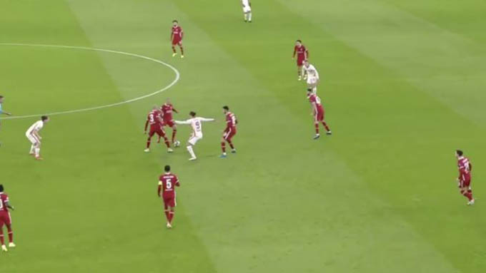 Thiago và Fabinho có màn trình diễn đáng khen ngợi khi Liverpool thắng Leipzig