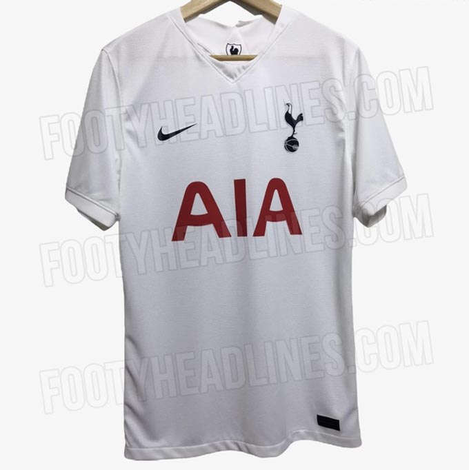 Mẫu áo mới của Tottenham trông rất đơn giản với toàn bộ là màu trắng chứ không nhiều màu sắc và hoa văn như mùa giải hiện tại.