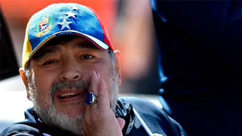 4 tháng sau khi qua đời, Maradona được xóa tiền trốn thuế 