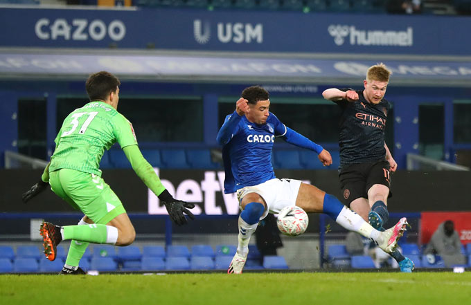 De Bruyne ấn định tỷ số 2-0 trận đấu Everton vs Man City ở phút 90