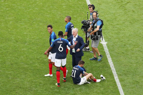 Thầy trò Deschamps khởi đầu chiến dịch bảo vệ ngai vàng World Cup bằng trận gặp Ukraine tại Stade de France