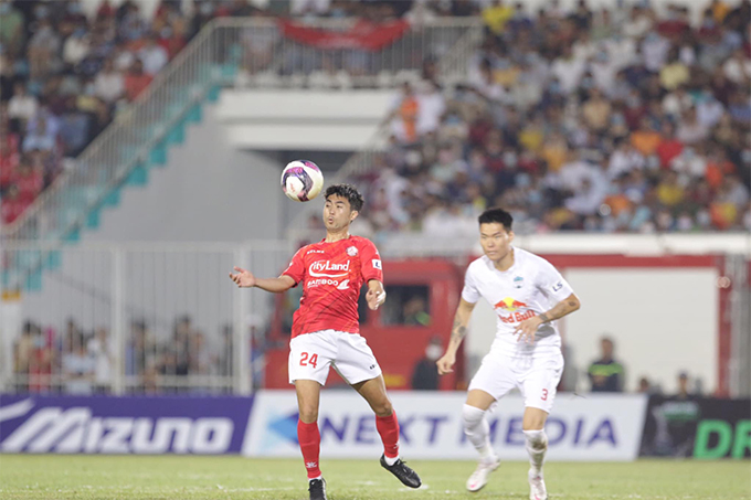Trong lần trở về phố Núi, Lee Nguyễn đã chơi khá tốt ở hiệp đấu đầu tiên