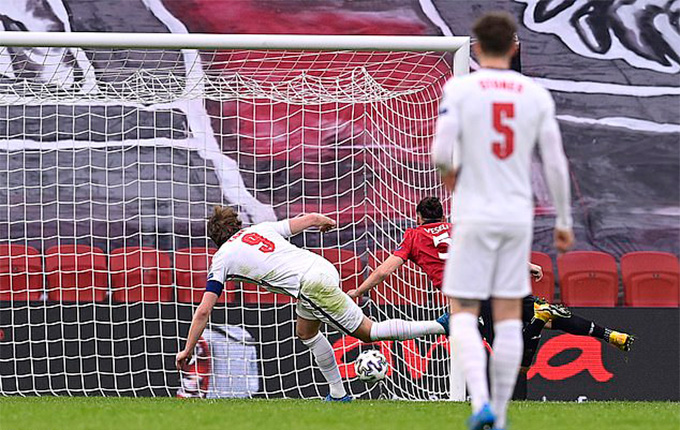 Kane mở tỷ số trong trận Albania vs Anh