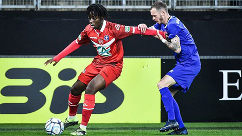 Arsenal nhắm Ismael Doukoure