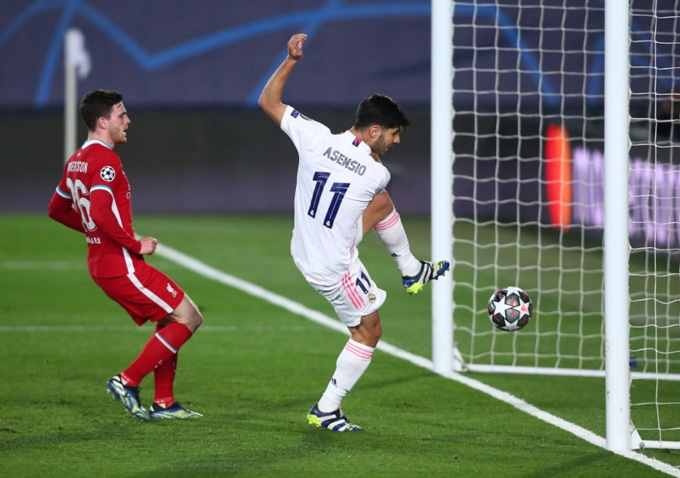 Asensio nâng tỷ số lên 2-0 ở phút 36 trận đấu Real vs Liverpool