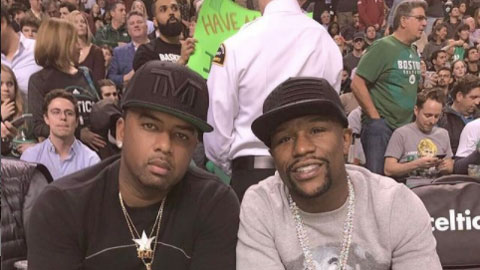 James 'P-Reala' McNair, người đứng sau những thành công của Mayweather (bên phải)