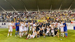 Đánh bại Hà Nội FC, thầy trò Kiatisak được bầu Đức thưởng hậu hĩnh Đánh bại Hà Nội FC, thầy trò Kiatisak được bầu Đức thưởng hậu hĩnh