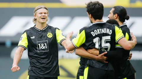 Haaland tỏa sáng, Dortmund lại mơ Top 4