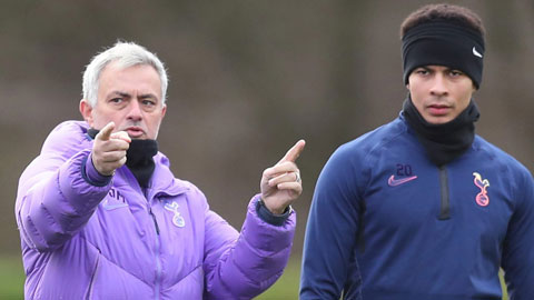 Nếu giữ Mourinho, Tottenham sẽ mất… 10 cầu thủ