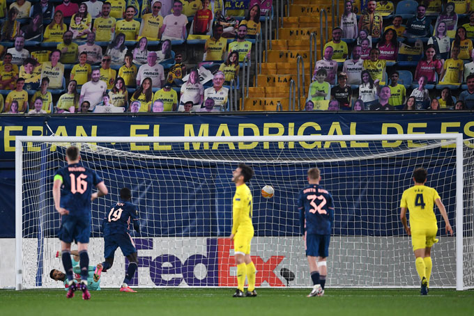 Pepe rút ngắn cách biệt trận Villarreal vs Arsenal xuống còn 1-2 ở phút 73