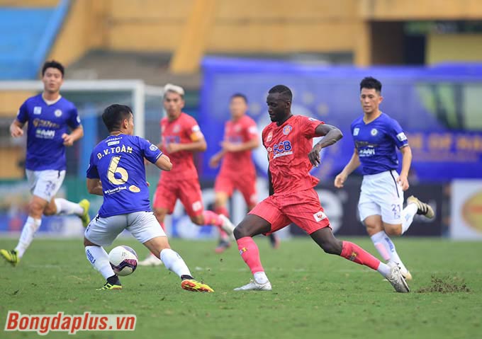 Hà Nội FC thắng Sài Gòn FC ở vòng 12 V.League 2021 - Ảnh: Minh Tuấn 