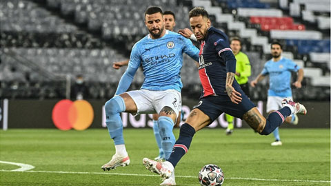 Man City (trái) sẽ không để PSG lật ngược thế cờ