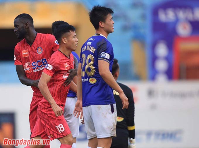 Hà Nội FC chưa tự quyết - Ảnh: Minh Tuấn 
