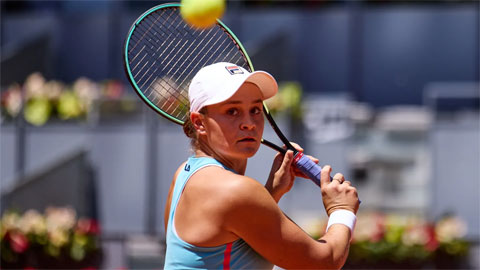 Ashleigh Barty lần đầu vào bán kết Madrid Open