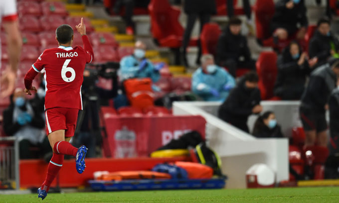 Bàn vào lưới Southampton mới là pha lập công đầu tiên của Thiago cho The Reds
