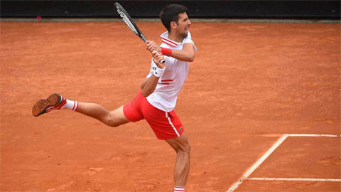 Djokovic thắng trận đầu trong ngày Rome đổ mưa