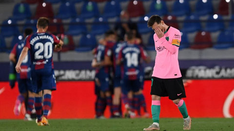 Trận hòa như thua trước Levante chỉ là một điểm nhấn của cả mùa bóng đáng thất vọng của Messi và đồng đội
