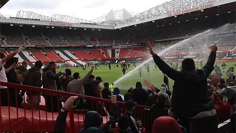 Man United đón 10.000 CĐV vào sân Old Trafford ở trận gặp Fulham