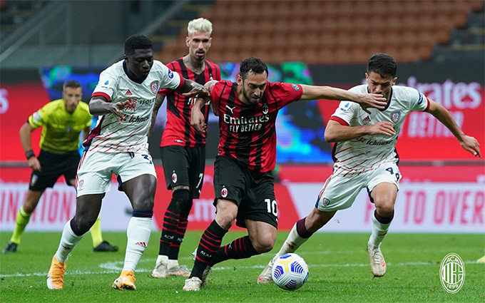 AC Milan bất lực trong việc tìm kiếm chiến thắng