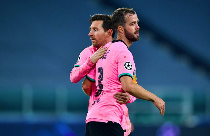 Pjanic và Messi thể hiện hai bộ mặt khác hẳn nhau