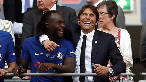 Moses chỉ thực sự thành công tại Chelsea ở mùa 2016/17 dưới triều đại HLV Conte