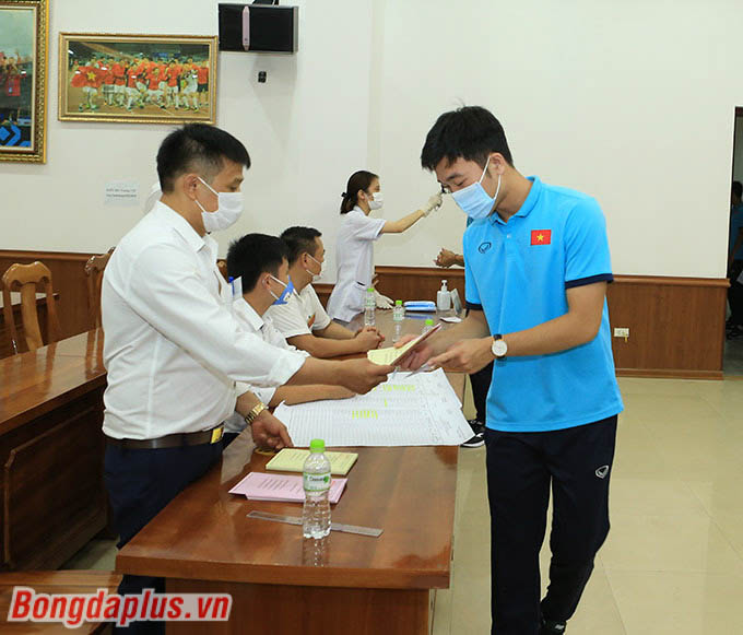 Các tuyển thủ Việt Nam nhận phiếu bầu 