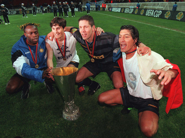 Chức vô địch UEFA Cup cùng Inter Milan là chiến quả rất đáng nhớ với Simeone