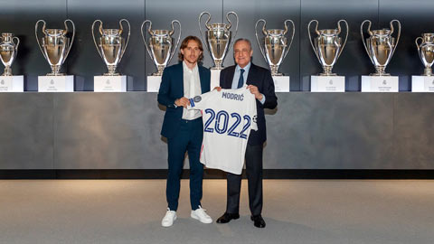 Luka Modric chính thức gia hạn hợp đồng với Real Madrid