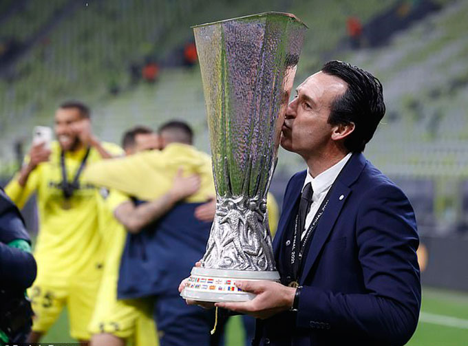 Một mình Emery còn vô địch Europa League nhiều hơn mọi đội bóng Anh