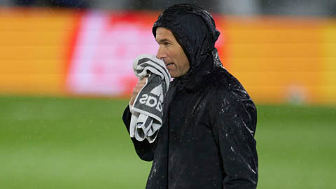 Zidane quyết định rời Real Madrid