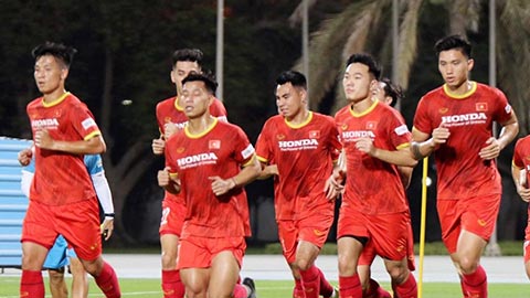 Đội tuyển Việt Nam giải phóng sức ì trên sân tập 5 sao của UAE 
