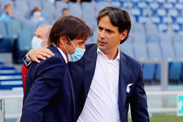 Nhiều khả năng Inter sẽ chỉ giao mục tiêu Top 4 Serie A cho Inzaghi, người sẽ thay thế Conte (trái)