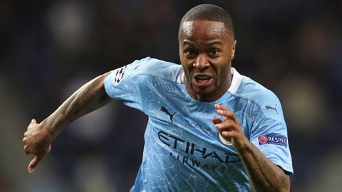 Man City thua Chelsea, Sterling và Walker bị CĐV gọi là khỉ