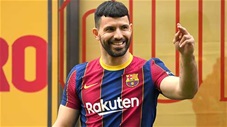 Ngày đầu tiên của Aguero tại Barca diễn ra thế nào?