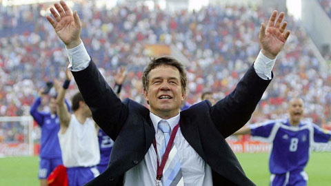 Chuyện chưa kể (kỳ 12): EURO 2004 - 'Vua Otto' hạ nhục thế giới bóng đá