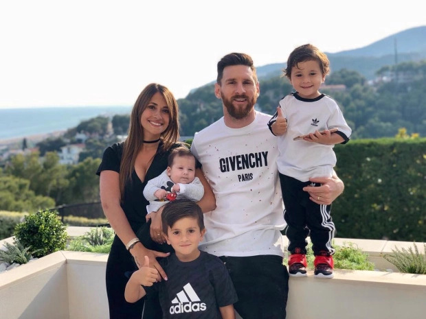 Messi đang sống trong căn biệt thự tiện nghi