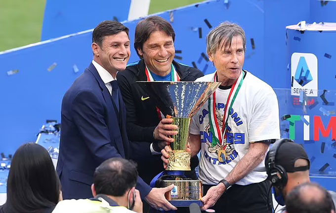 Conte giúp Inter vô địch Serie A nhưng nhanh chóng rời đi sau đó