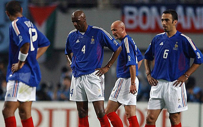 Pháp bị loại ở vòng bảng World Cup 2002