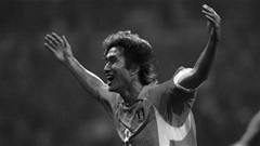 Ngôi sao ĐT Hàn Quốc tại World Cup 2002 qua đời ở tuổi 49 Ngôi sao ĐT Hàn Quốc tại World Cup 2002 qua đời ở tuổi 49