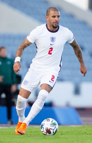 Kyle Walker sẽ là chỗ dựa cho dàn sư tử trẻ tại EURO 2020