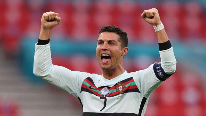 Ronaldo: Với anh bao nhiêu là đủ?