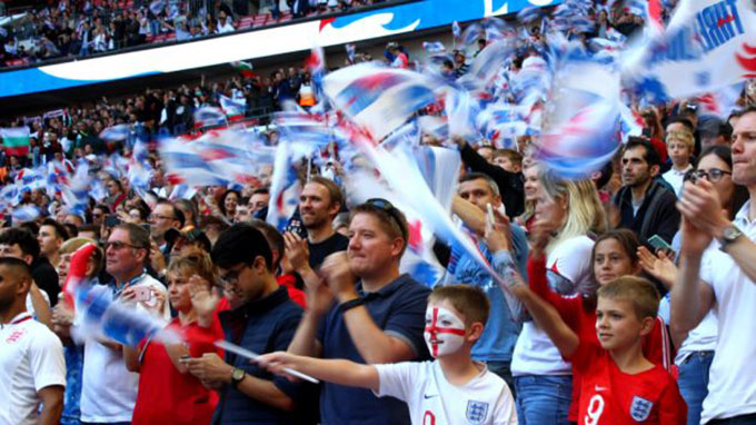 Sân Wembley vẫn sẽ được chọn tổ chức 2 trận bán kết và 1 trận chung kết EURO