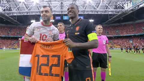 Wijnaldum tặng cựu sao Inter món quà đặc biệt ở trận Hà Lan vs Bắc Macedonia